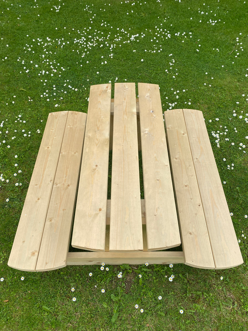 Kids wooden picnic bench, photo 3