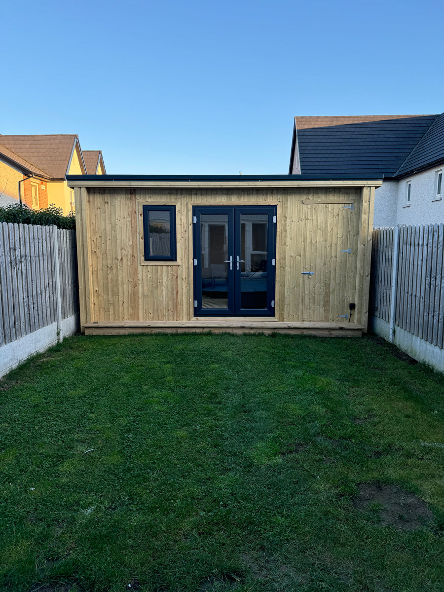 Garden office with storage room built by Abwood