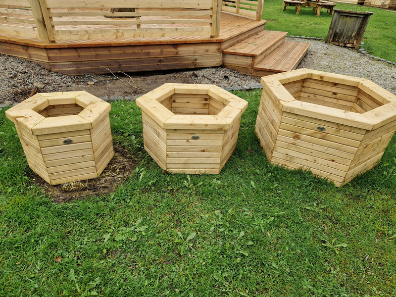 Hexagonal mini rail wooden planters by Abwood