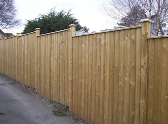 Barrel board capped timber fencing by Abwood