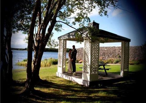 Bespoke wooden gazebo built by Abwood