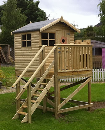 Wooden tree house for kids by Abwood
